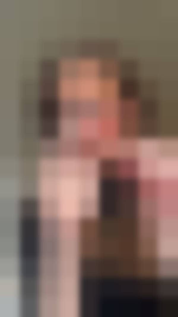 Blurred ad, example